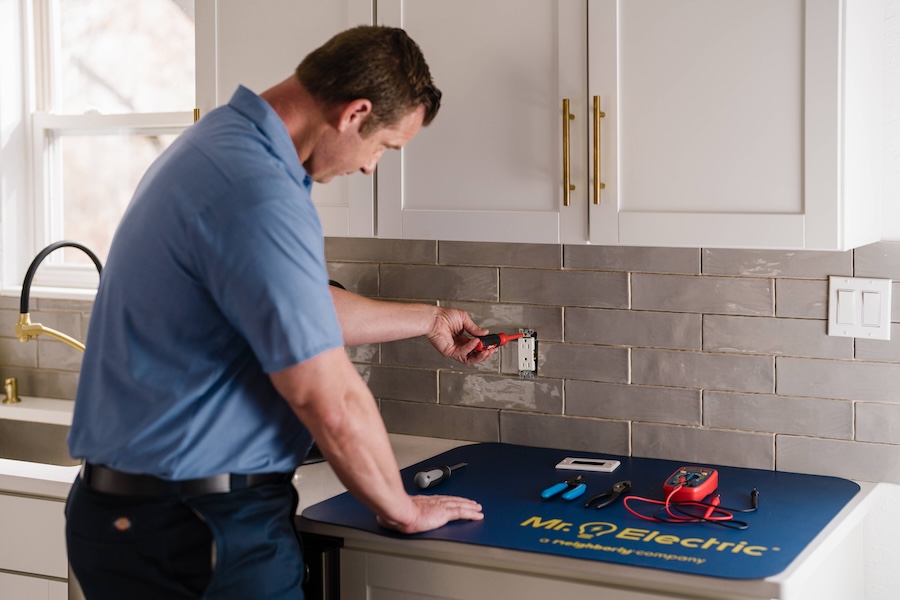 Your Neighborhood Electricians in Delhi Township, OH